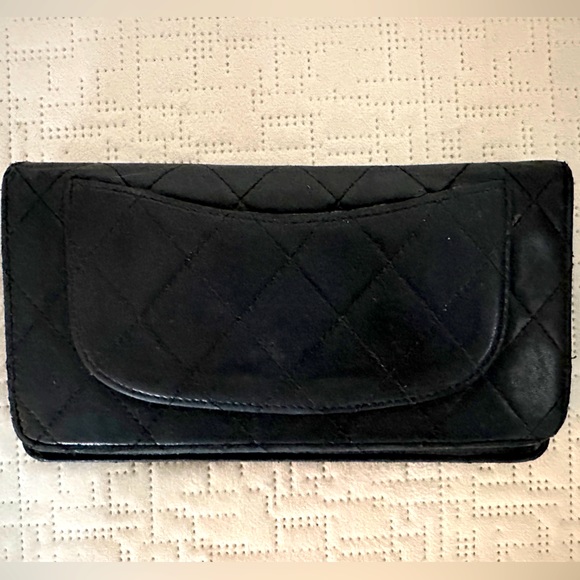 Chanel Vintage Wallet - Picture 2 of 7